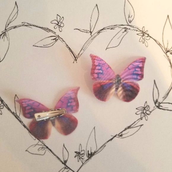 Pink Silk Moth/Butterfly Hair Clips - Picture 3 of 3