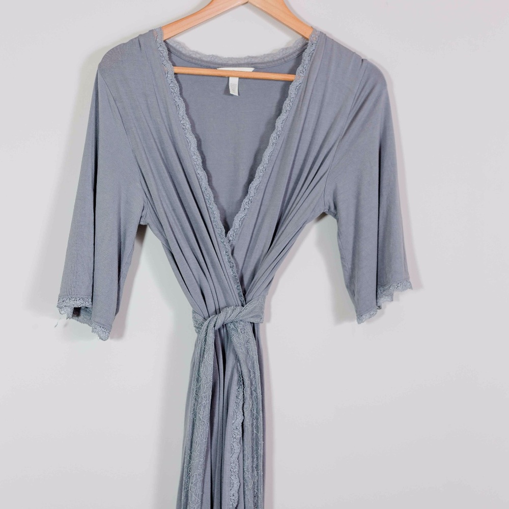 Dove grey Soma dressing robe. Size S/M