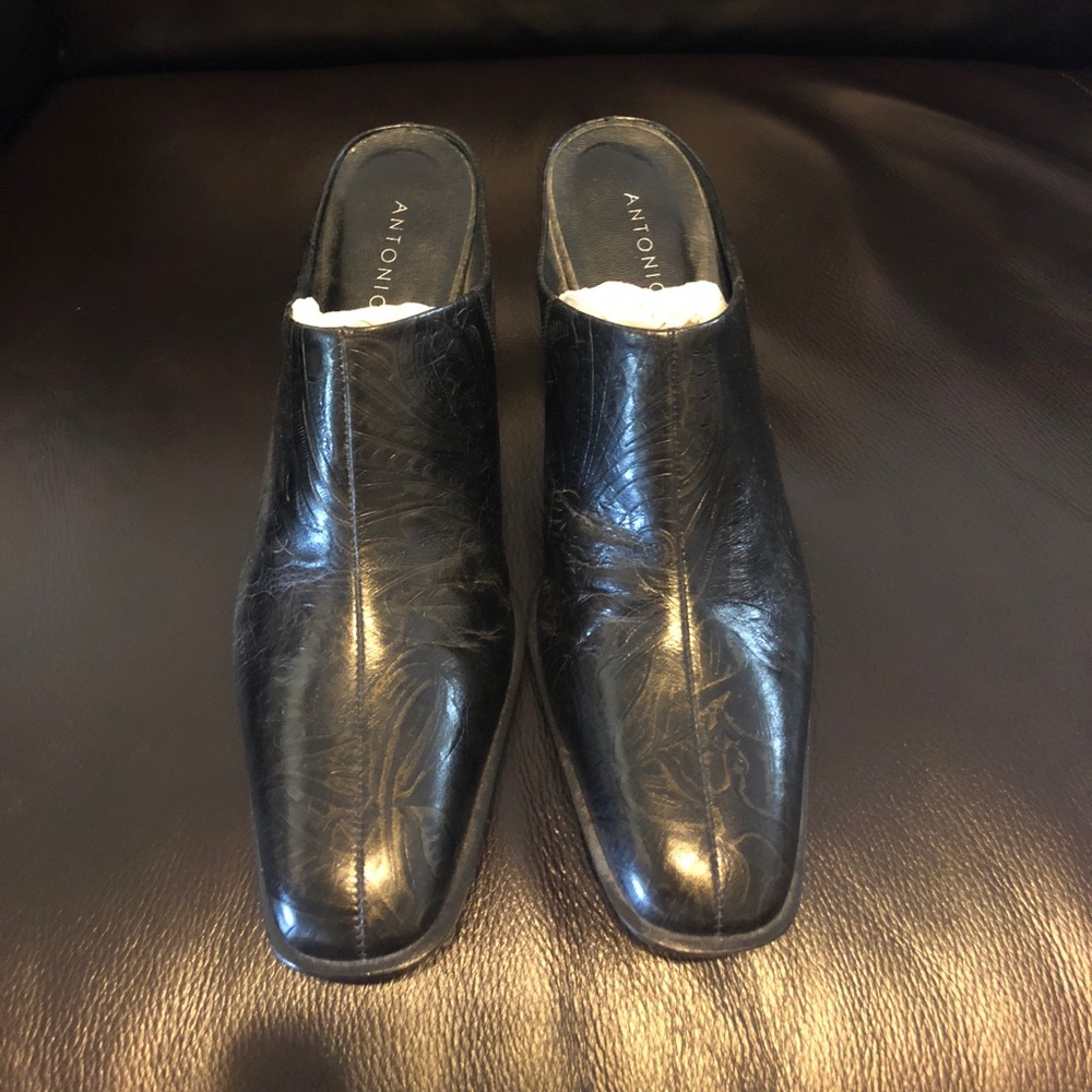 Antonio Melani Black leather heeled mules 8.5