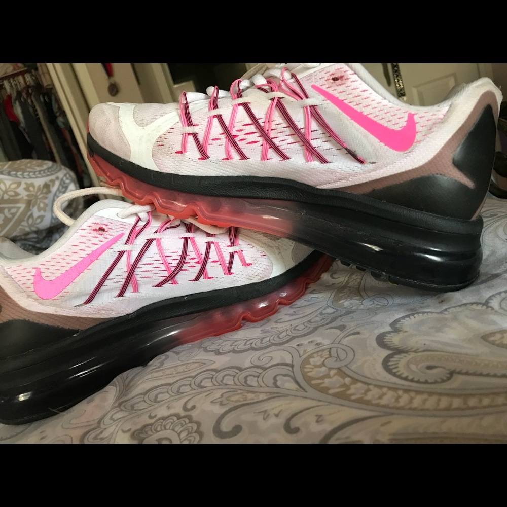 Women’s Nike AirMax size 6 1/2