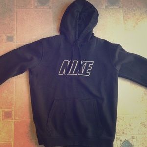Black Nike Hoodie 💯 % cotton