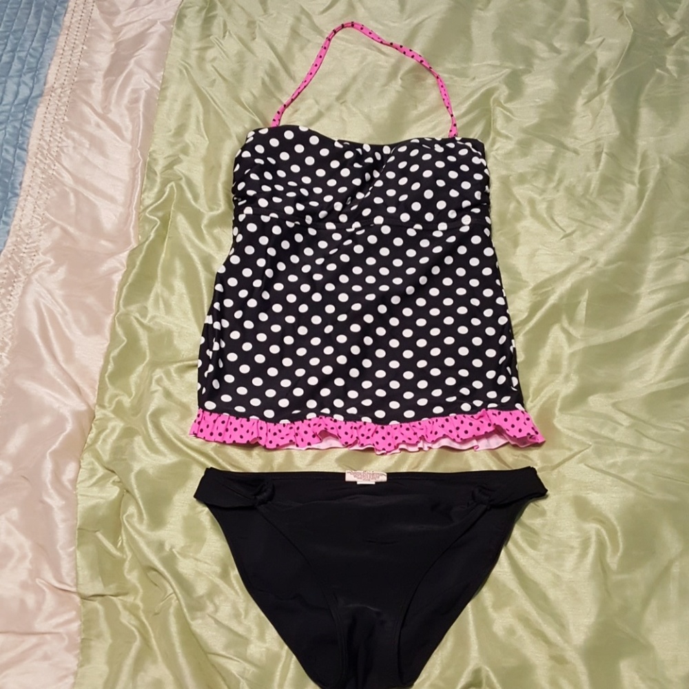 Swim suit