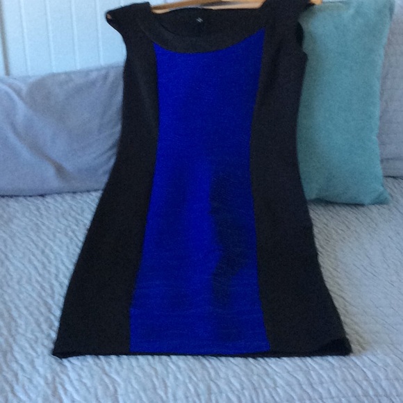 New Cocktail dress - Picture 2 of 5