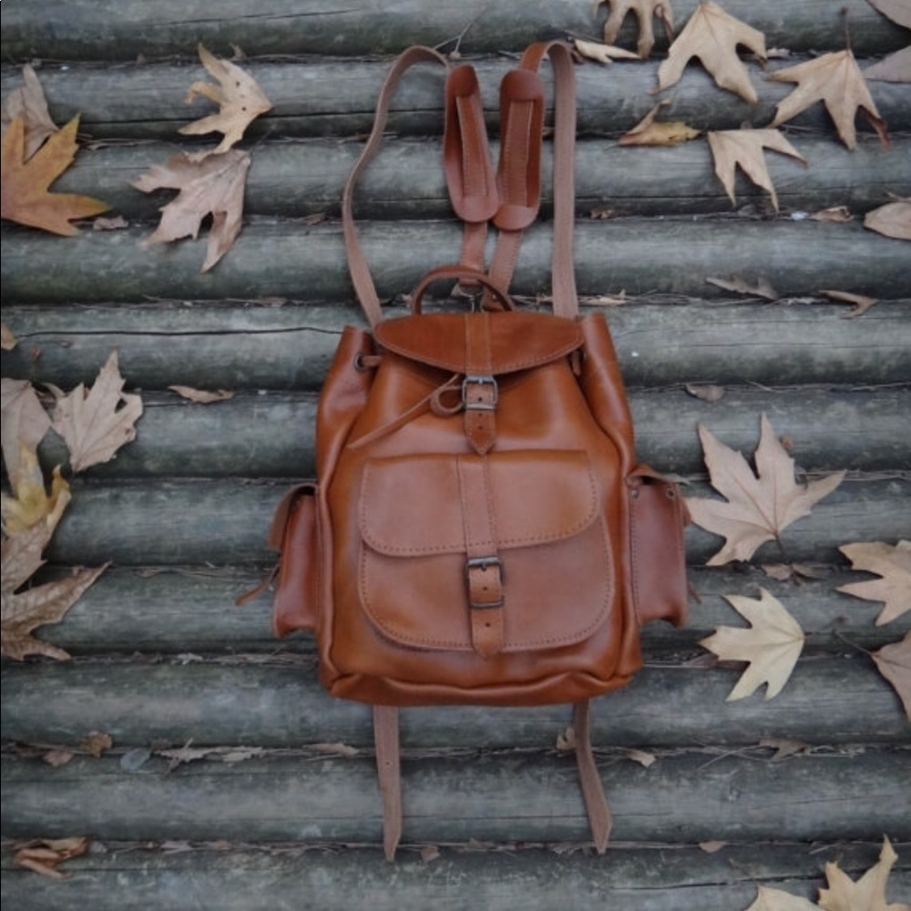 Beautiful leather backpack/Tote