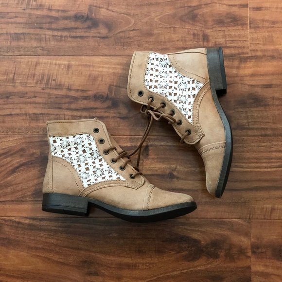 Candie's Shoes - Cute Fall Booties - with lace!