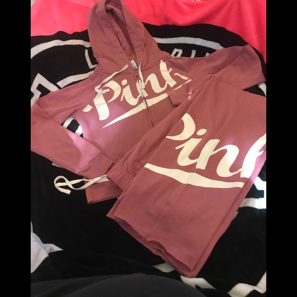 PINK Victoria's Secret Other - Super cute Pink outfit like new