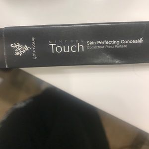 Yoinique Concealer