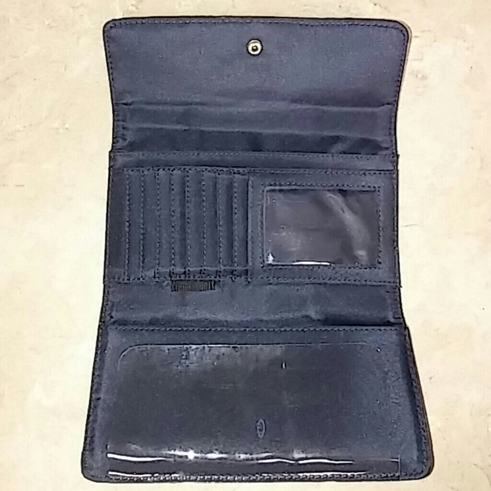Wallet - Picture 2 of 4