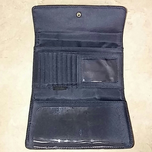 Wallet - Picture 2 of 4