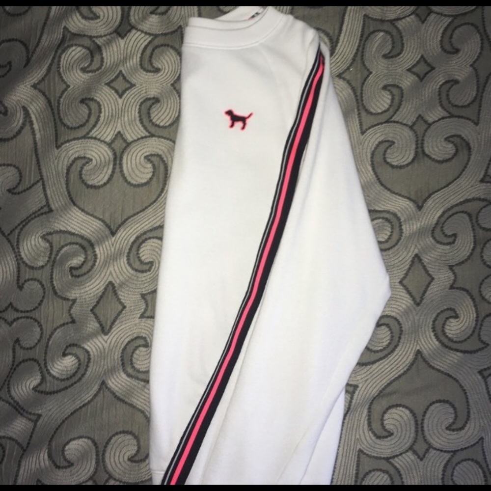 PINK crew neck sweatshirt