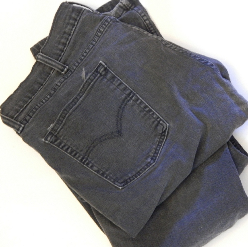 Men's Faded Gray Jeans