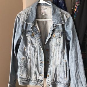 Vintage/distressed classic jean jacket.
