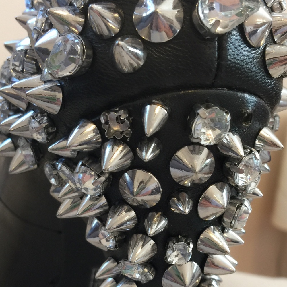 Lorimer Spike Studded Peep Toe Heal - Picture 6 of 8