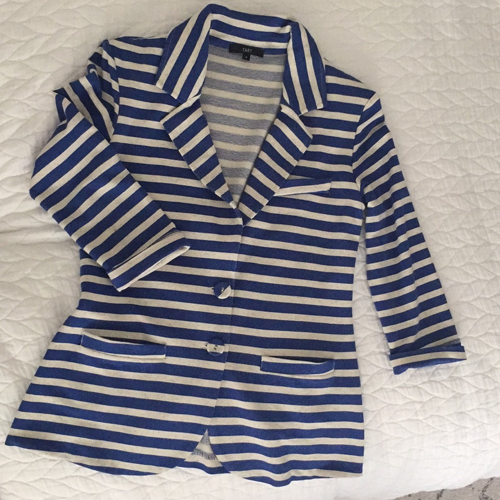 Tart blue and cream/gray striped 3/4 sleeve blazer