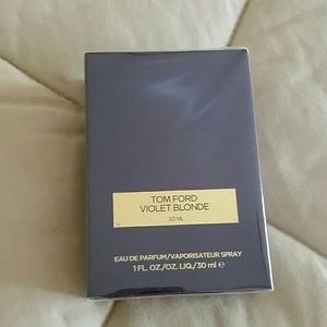 Tom Ford violet blonde perfume