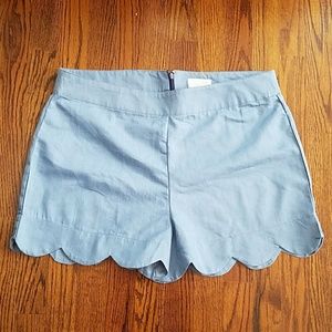 Mudpie scalloped shorts size large