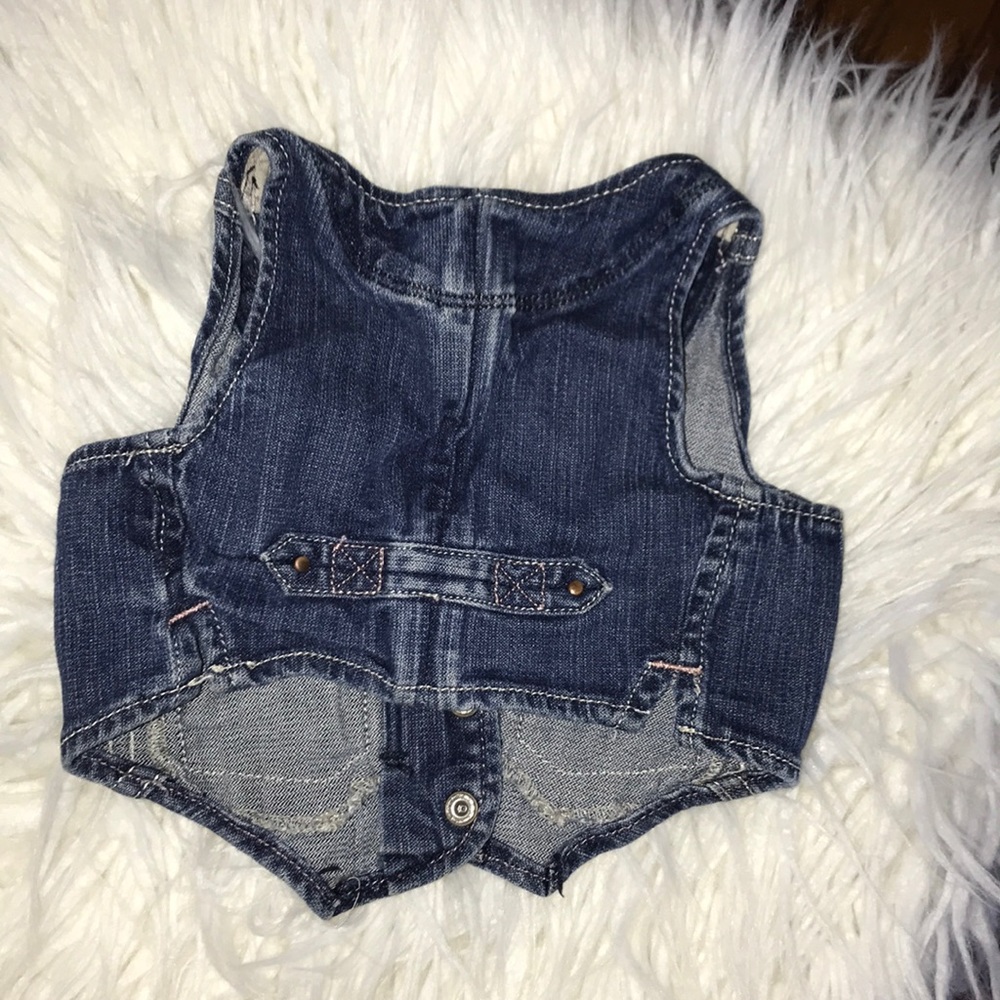 Vest - Picture 2 of 2