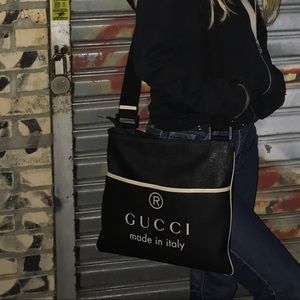 AUTHENTIC Gucci bag