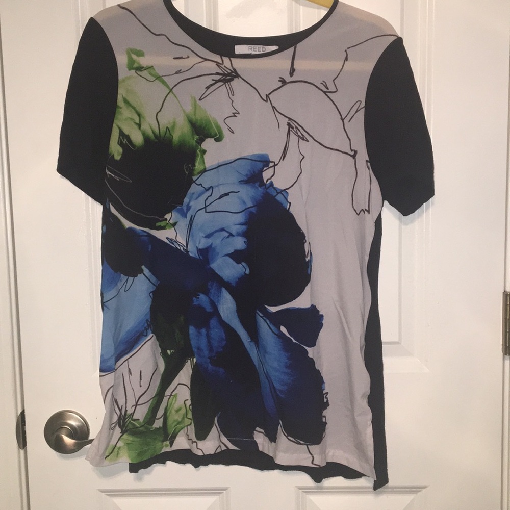 Blue and black floral tshirt blouse