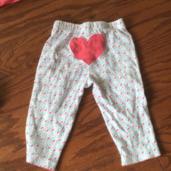 Carter’s set - Picture 2 of 2