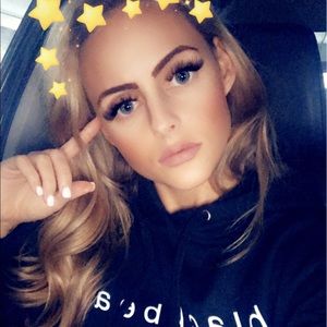 Meet your Posher, Amber