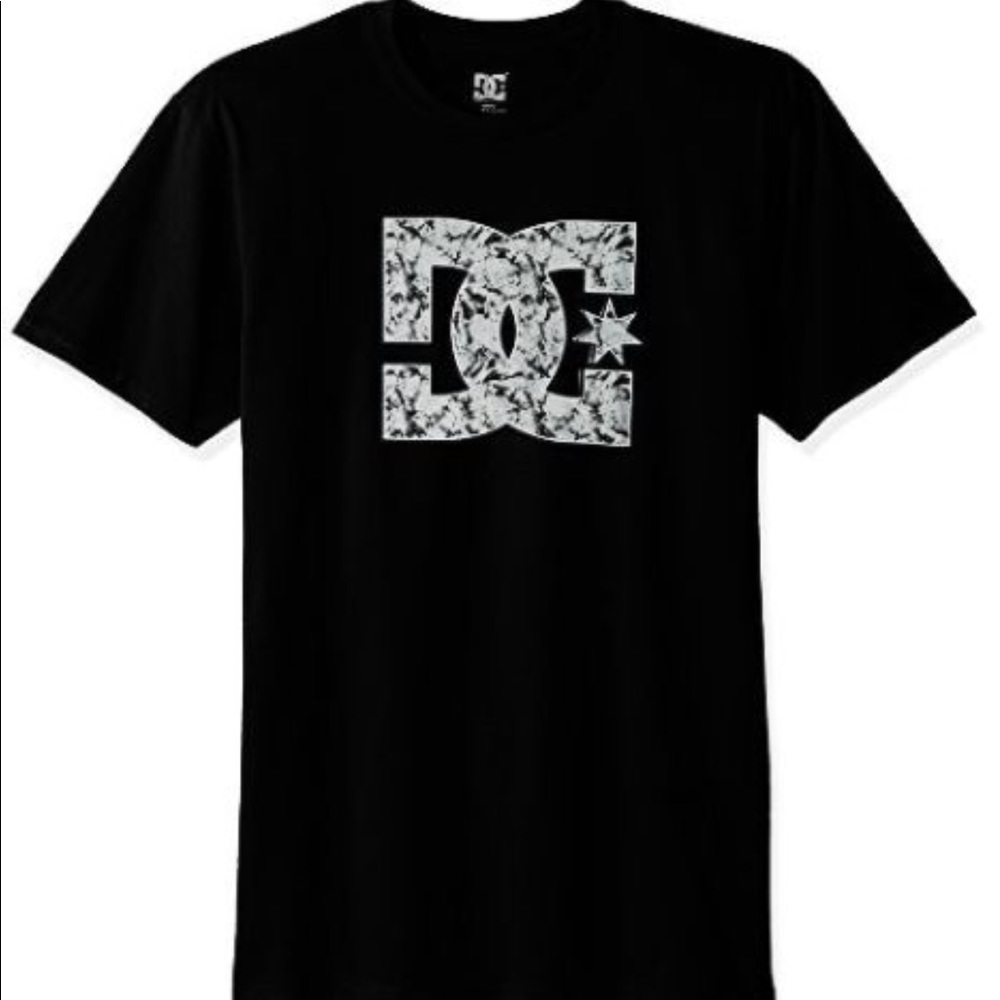 Dc men’s size medium storm star design