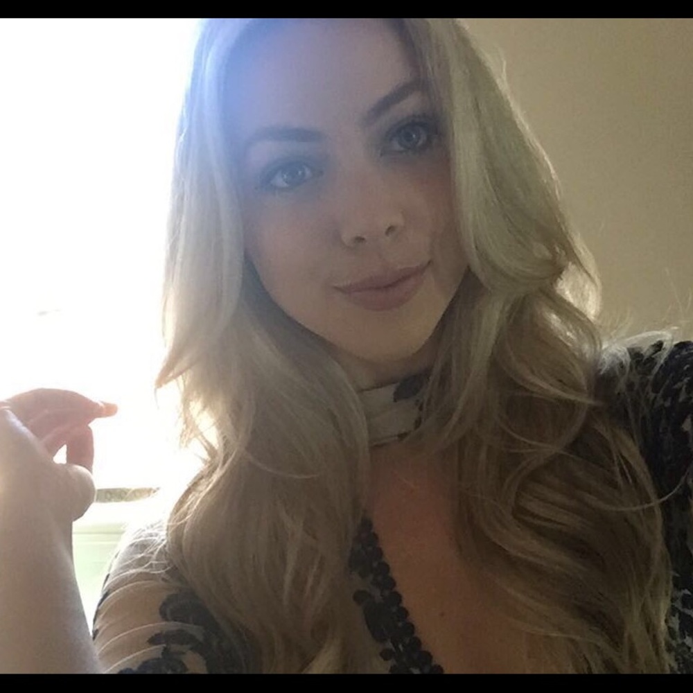 Meet your Posher, Fallon