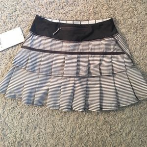 Brand New LuLu skirt!