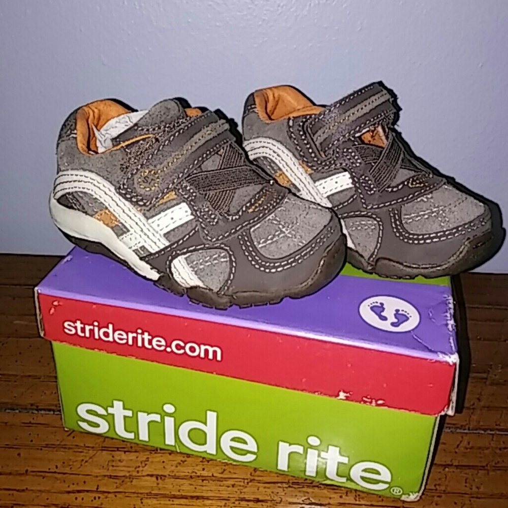 Baby shoes