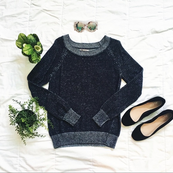 GAP Sweaters - STORE CLOSING Gap marled crewneck pullover sweater