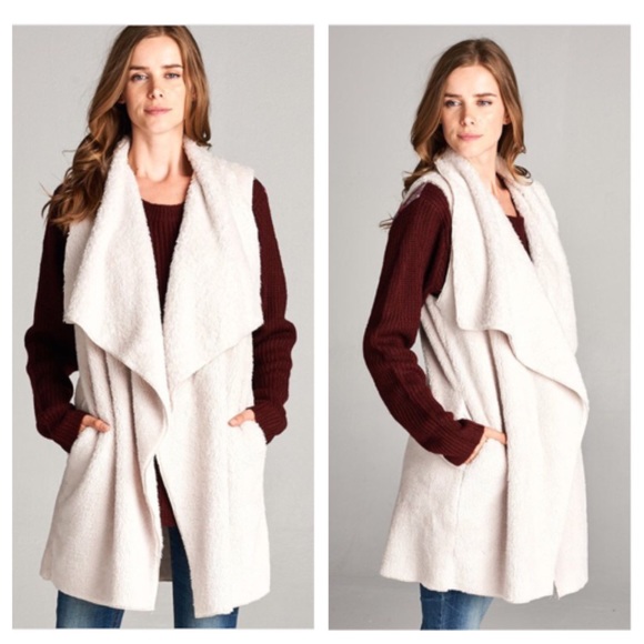 NEW LISTING‼️Fuzzy Vest NWT $68 - Picture 10 of 11