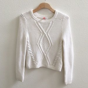 H&M White Sweater Top