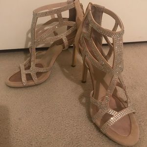 Bcbg generation heels