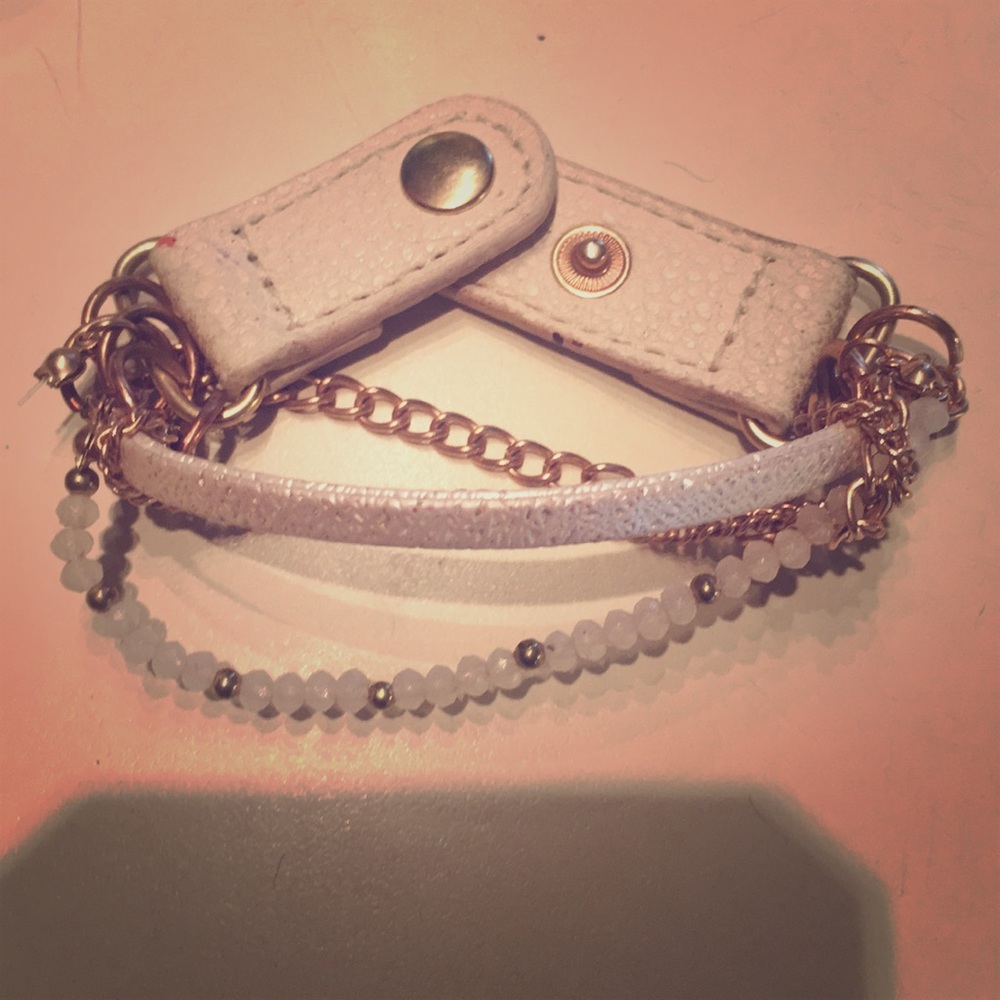 BUCKLE bracelet