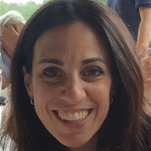 Meet your Posher, Leslee - Picture 1 of 1