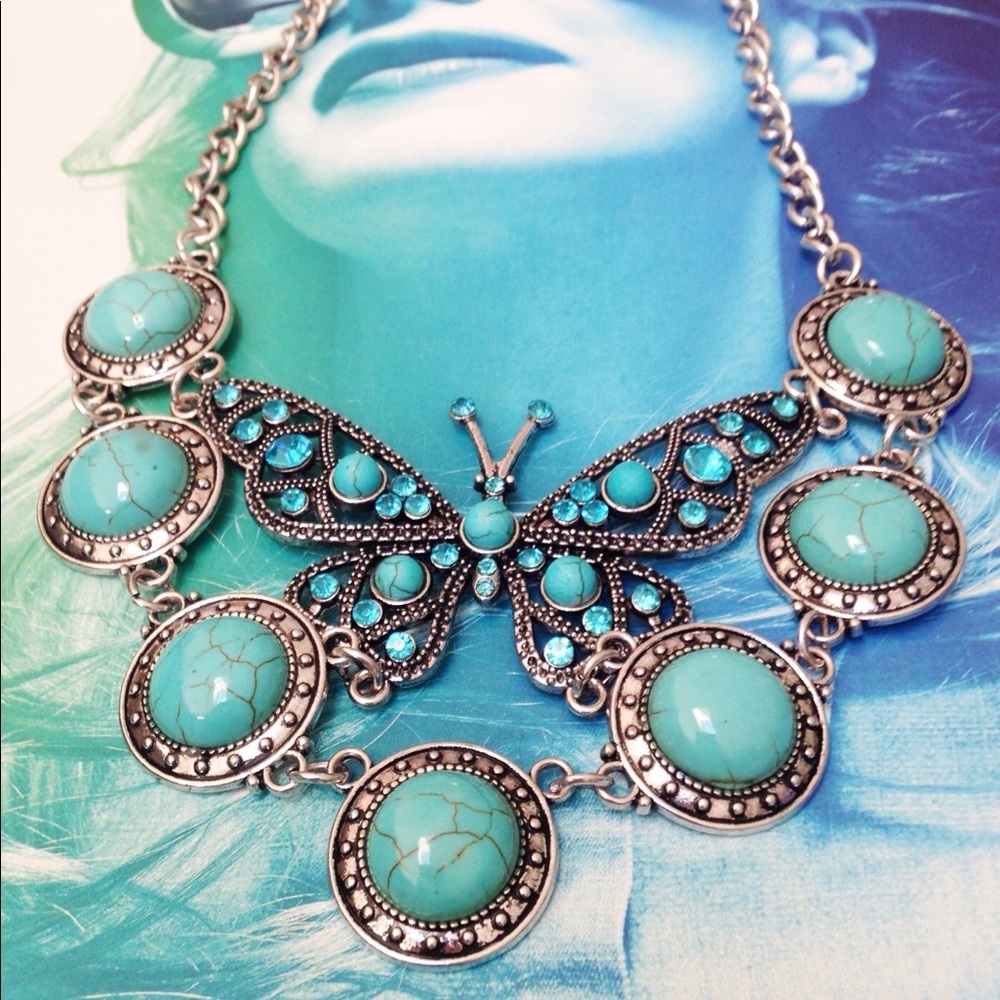 Statement Necklace 55 CTs