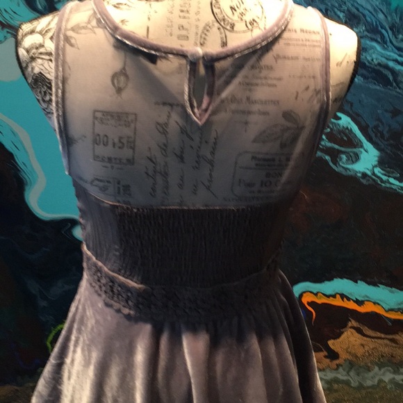 SOLD!!   Beautiful grey velvet dress - Picture 4 of 5