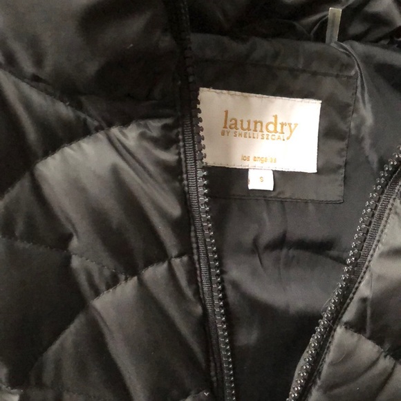 High end puffy winter coat - Picture 4 of 4