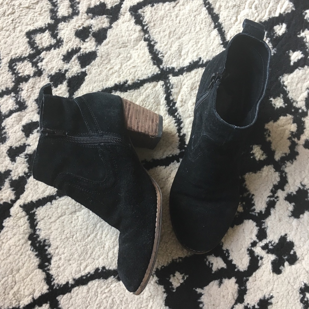 Dolce Vita Jamison Bootie, black, suede, sz 6