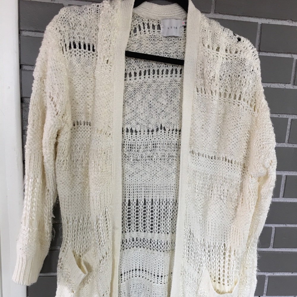 Oversized Cream Cardigan Size Medium