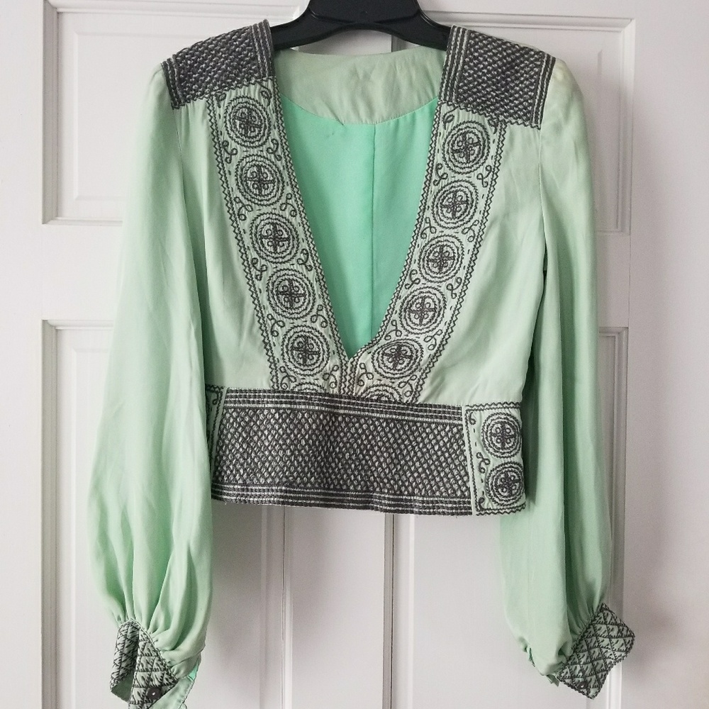 Final mark down!Stunning silk vintage blouse