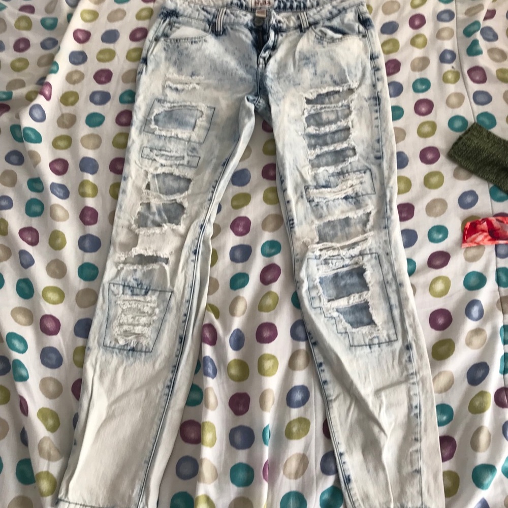 Jeans