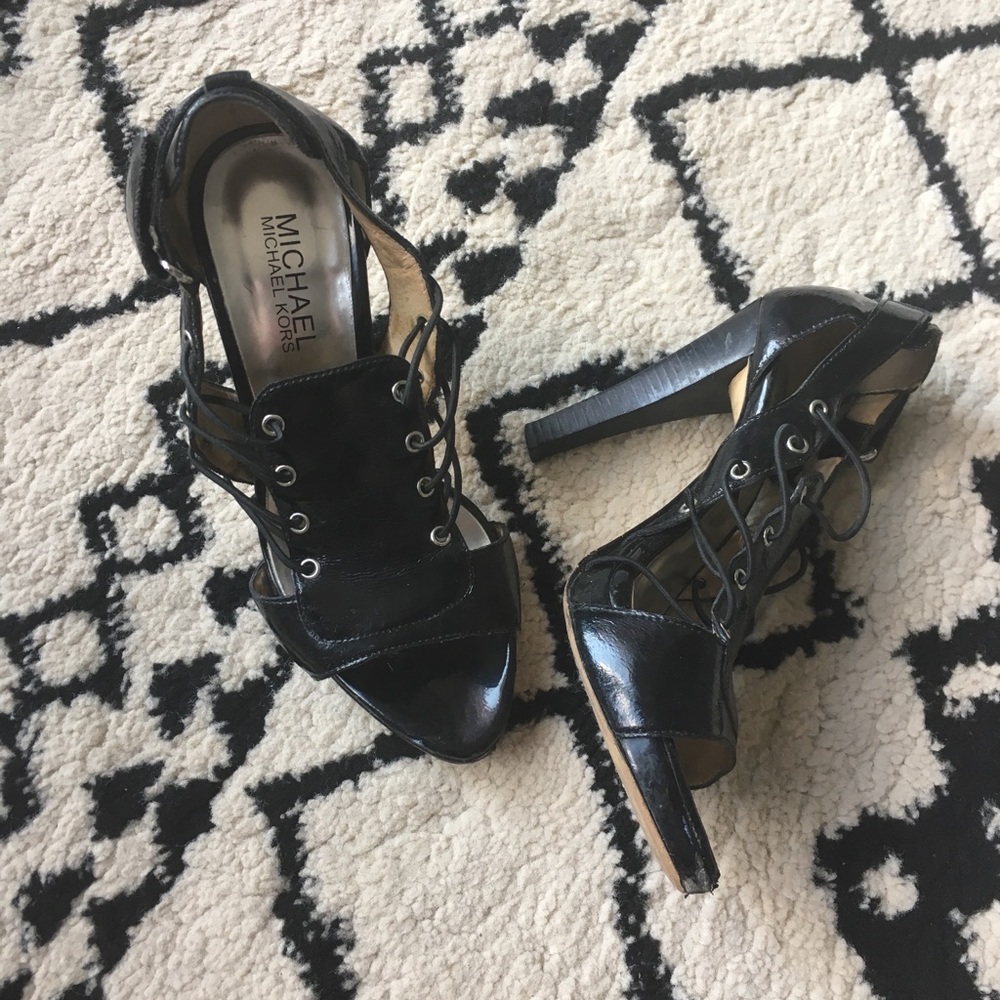 Michael Kors black patent leather heels, sz 5.5