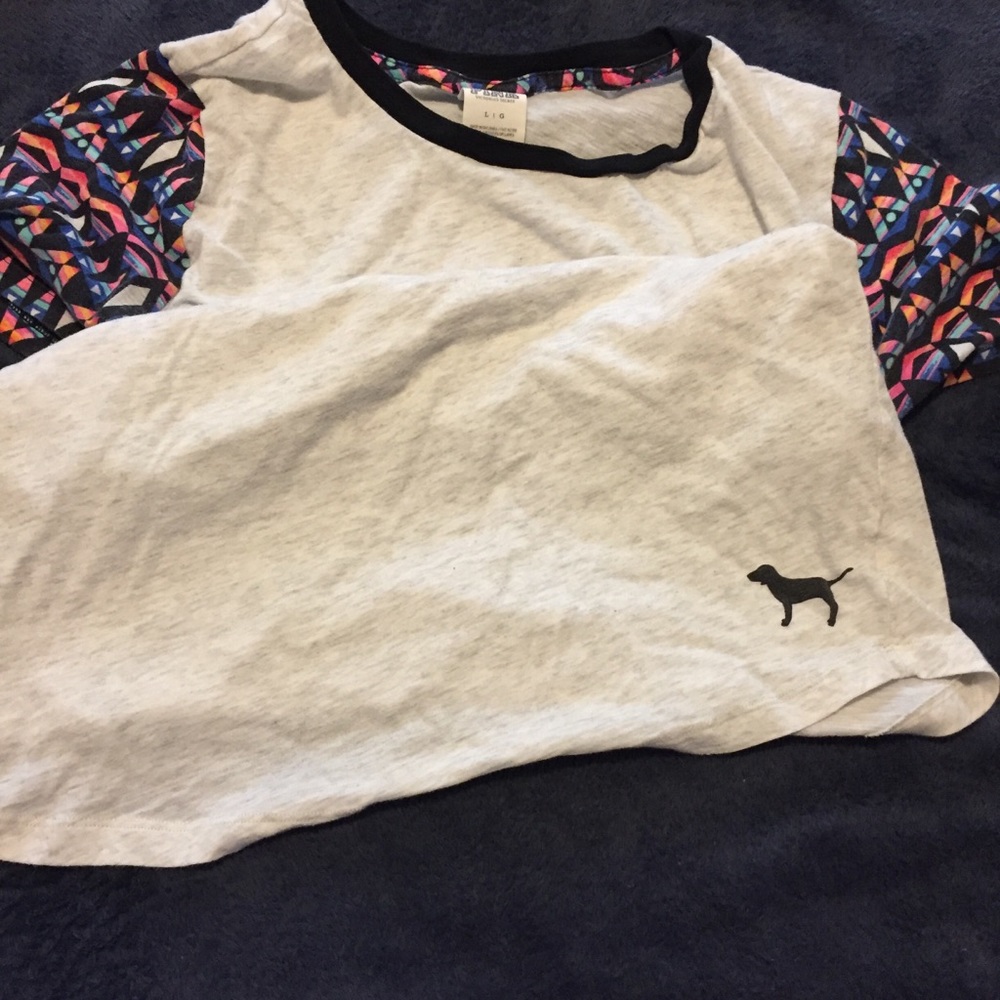 PINK VS T-SHIRT