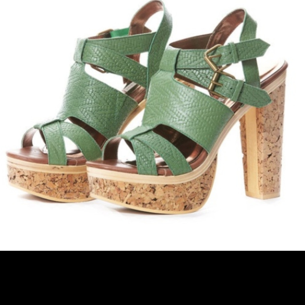 ❤SOLD❤ CYNTHIA VINCENT // green textured platform - Picture 2 of 2