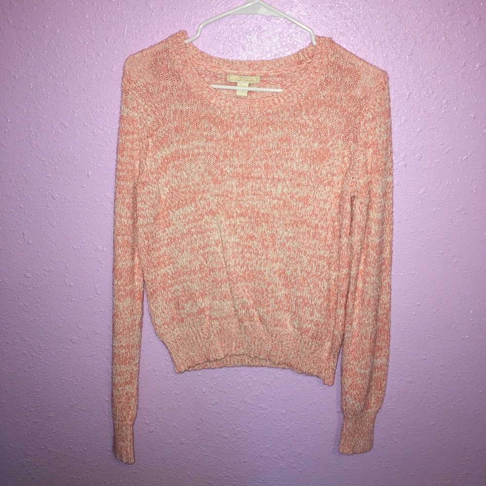 PINK/WHITE SWEATER