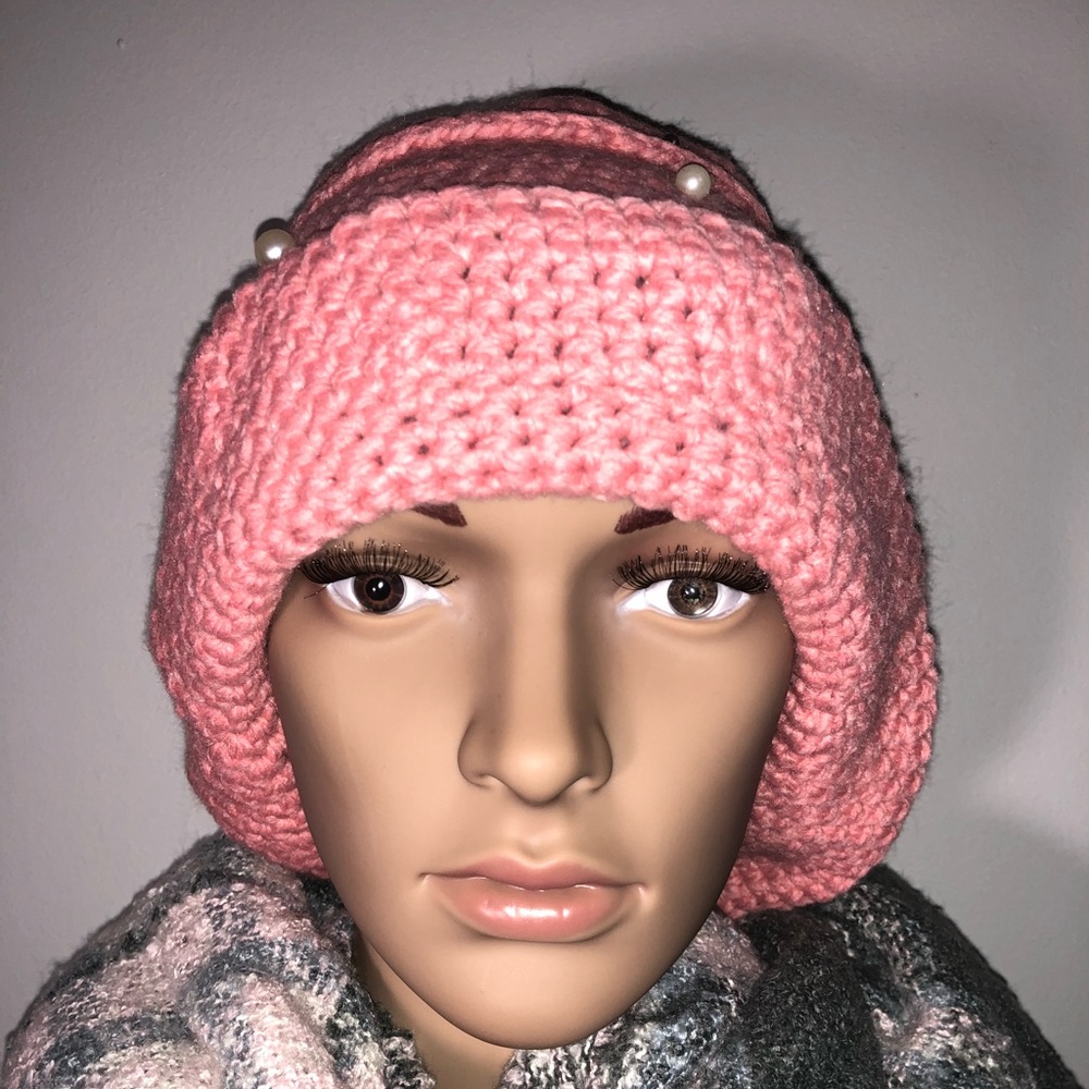 Wonderful pink hat with beads