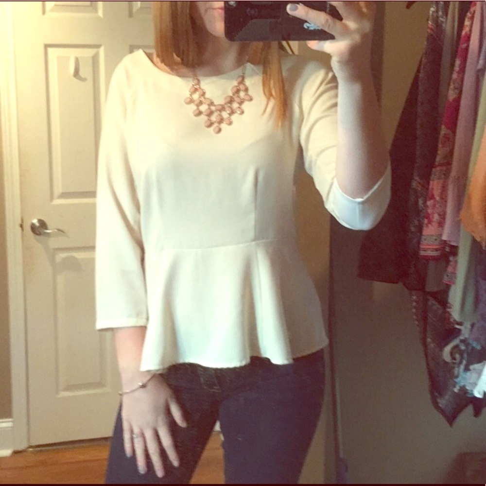 white forever 21 top WITH necklace