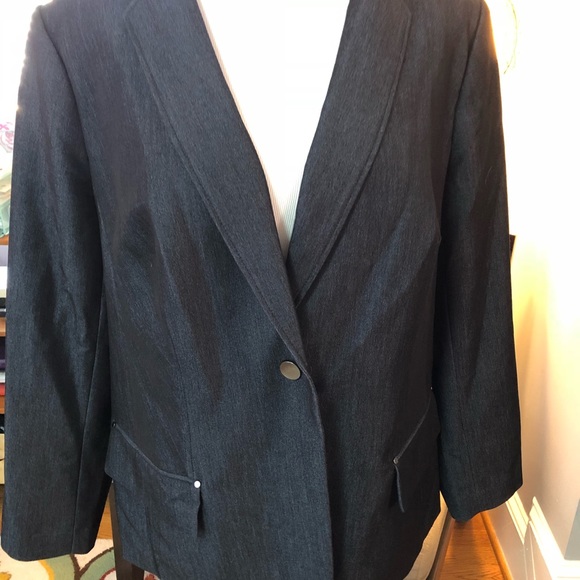 Roz & Ali skirt suit jacket. Gray/blue color Sz14 - Picture 2 of 6