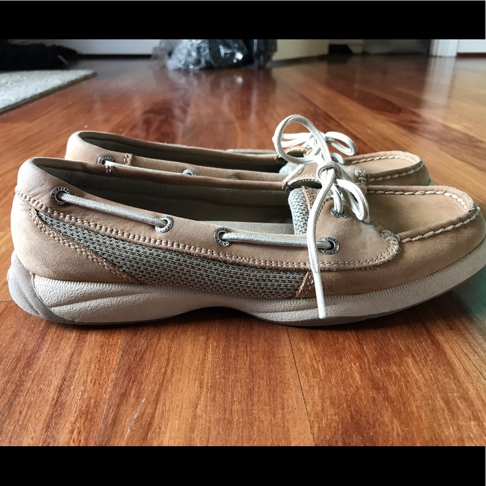 Sperry Women Laguna Boat Shoes.